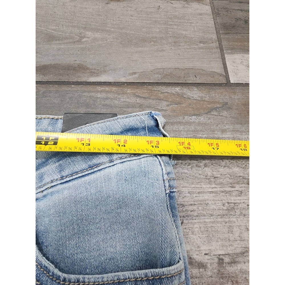 True Religion BECCA Mid Rise Flap Bootcut Jeans Woman's 29 Light Lakeside Wash - Picture 16 of 16